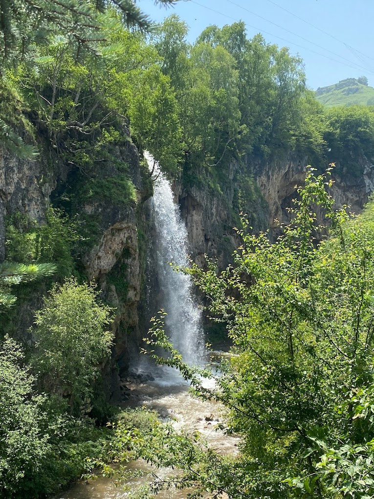 Медовые водопады.